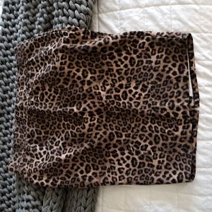 Like New Torrid Leopard Print Skirt